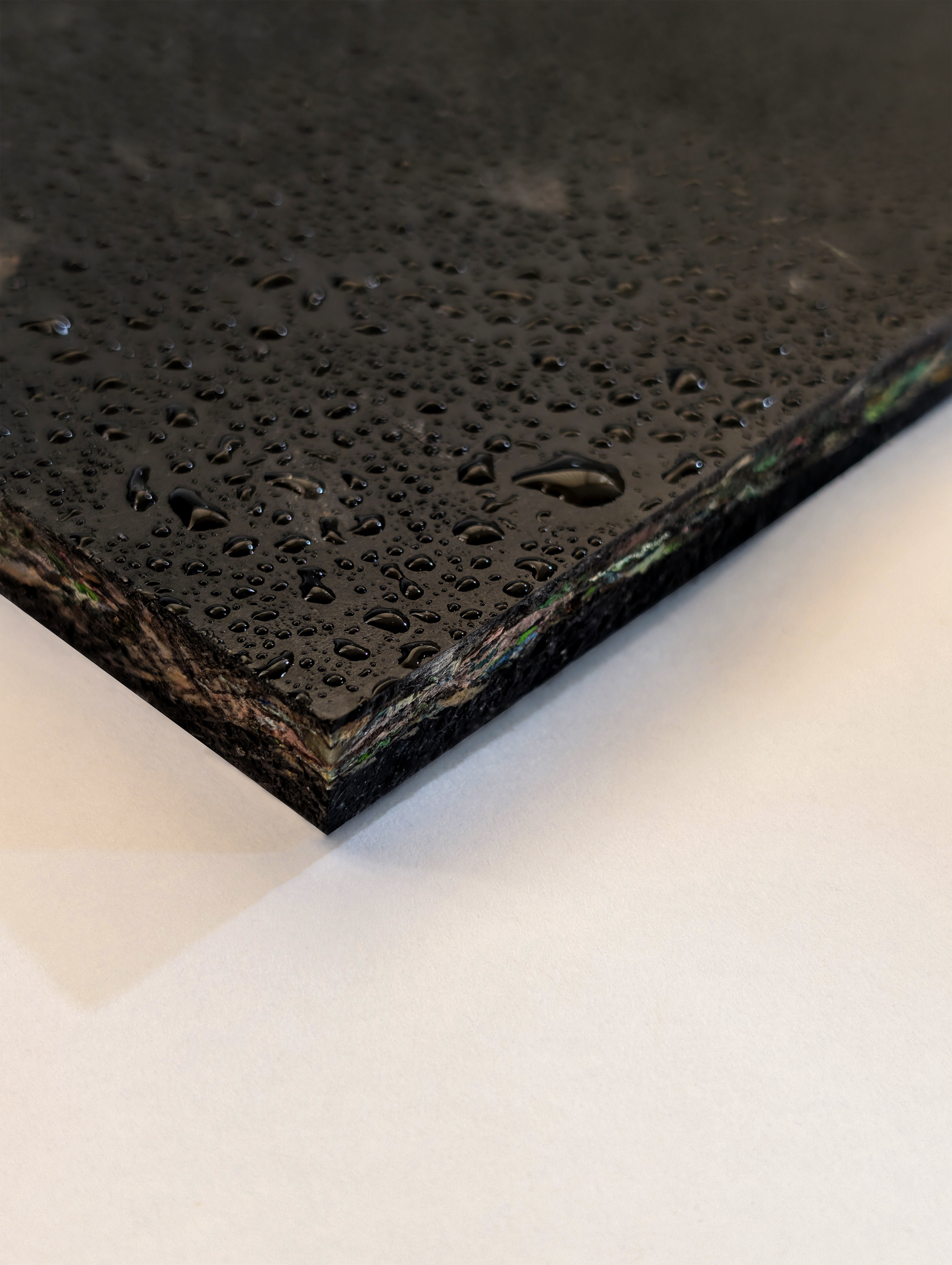 Water droplets across the surface of WoWBoards Pro